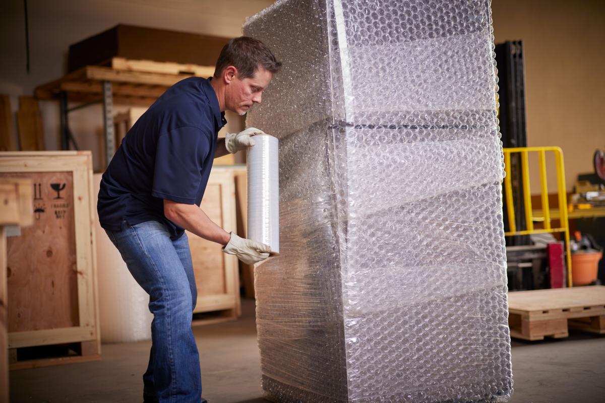 Packing Appliances for Safe Shipping at Navis