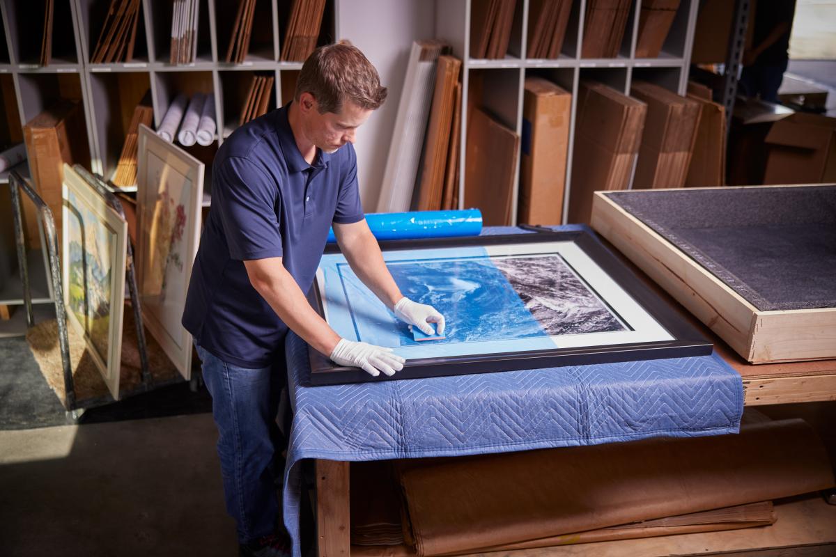 Protecting a valuable painting with expert packing and white glove handling
